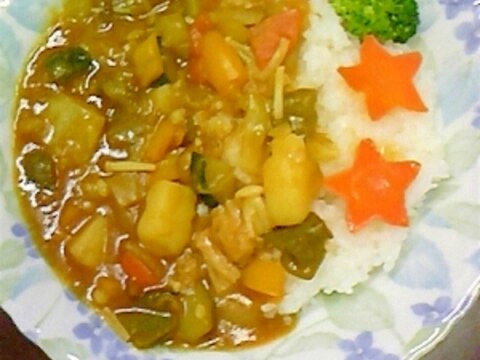 旨みたっぷりの野菜カレー